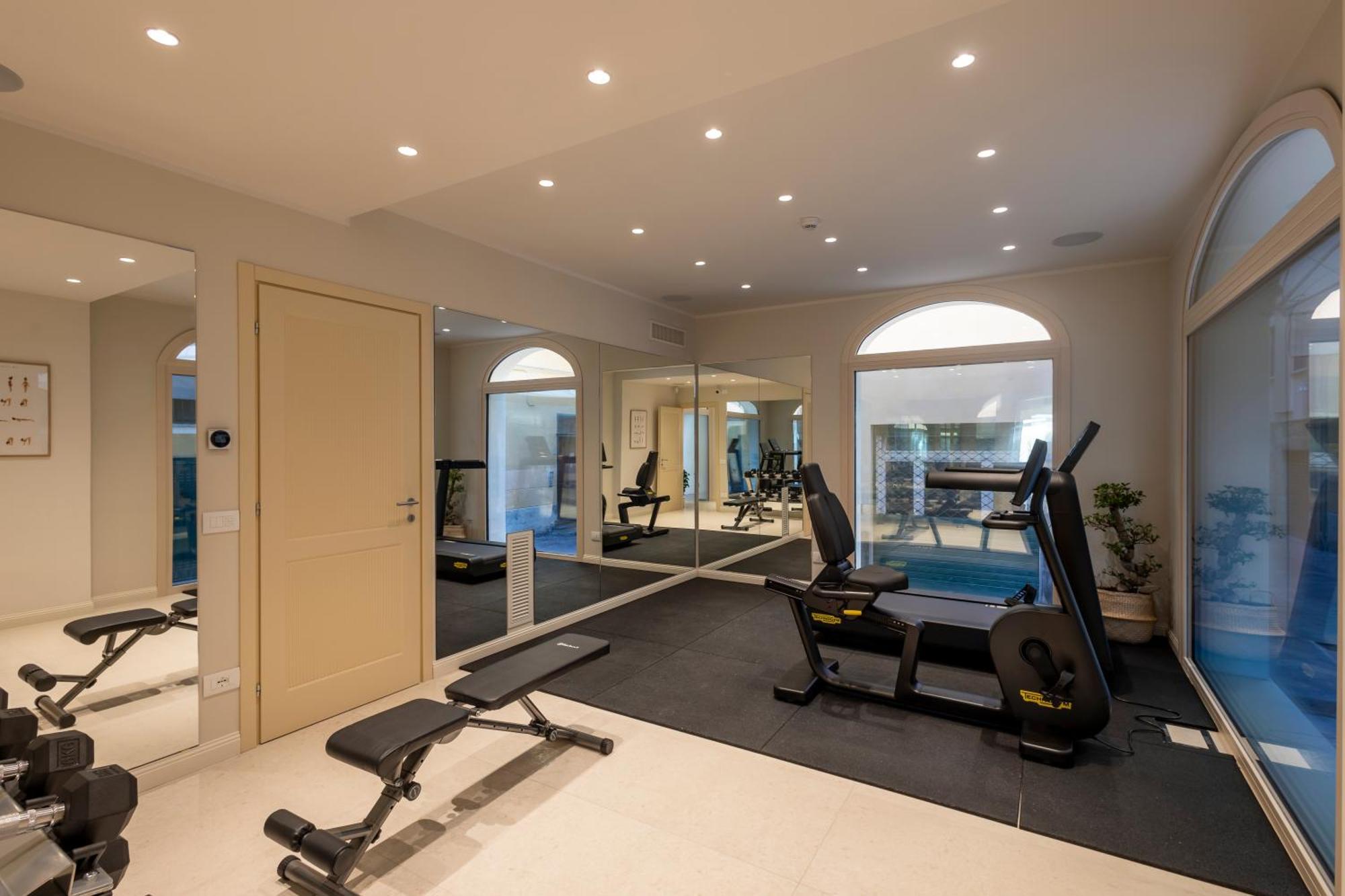 A'Mare Boutique Hotel & Spa Pietra Ligure Exterior photo